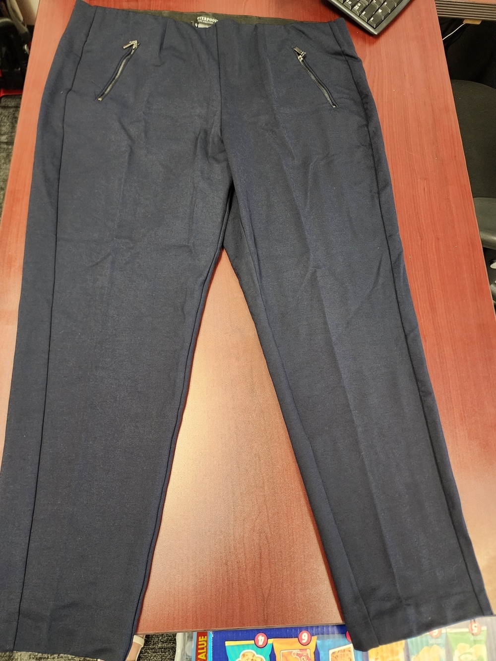 Liverpool Navy Cropped Ankle Pants with Zip Pockets